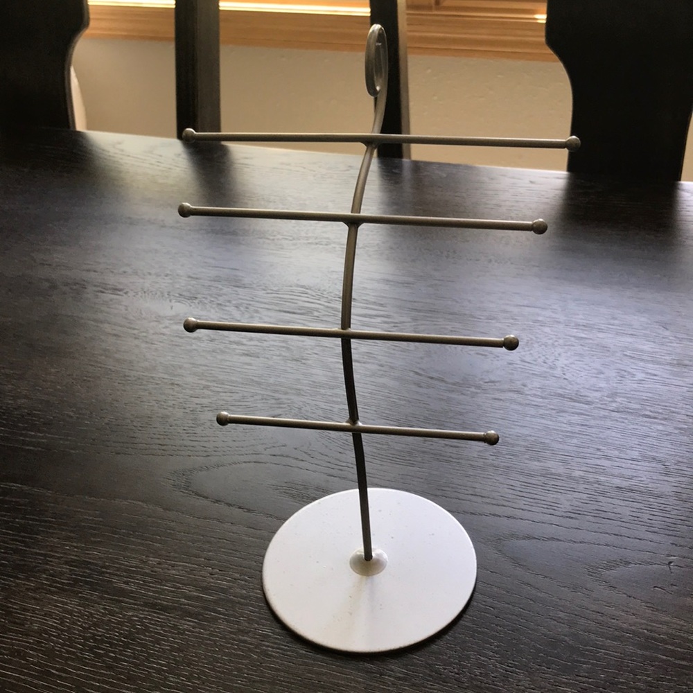 COPY - jewelry stand